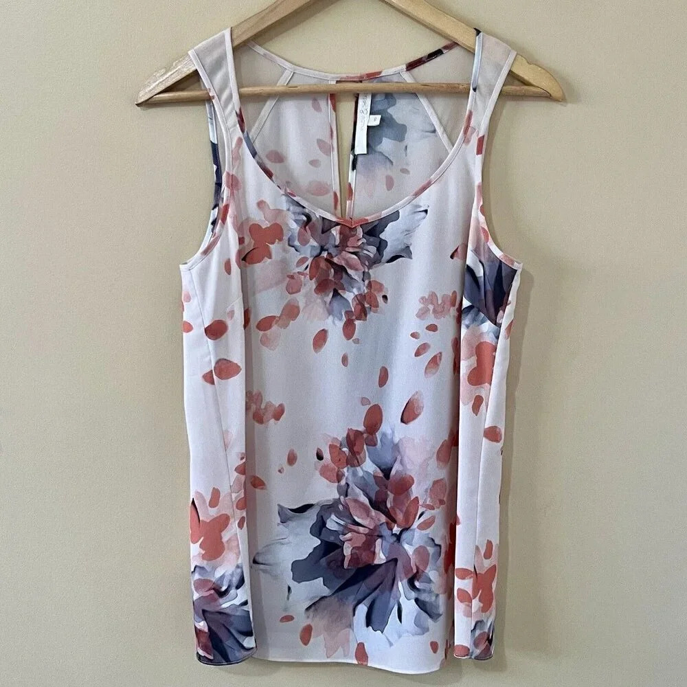 Willow & Thread| Lovely Flowy Floral Back Slit Ivory/Grey/Coral Tank Top Sz S